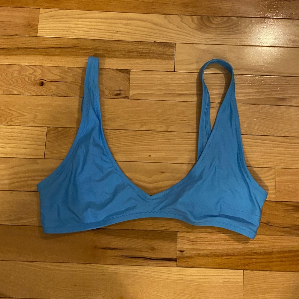 NWT Aerie blue bikini top